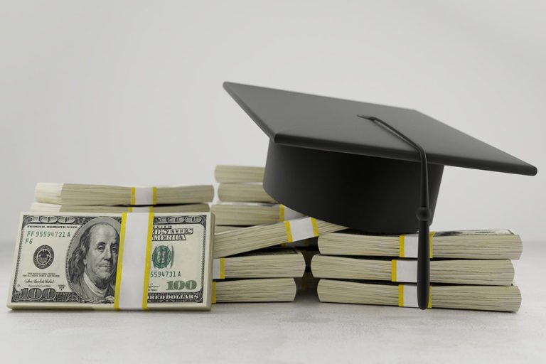 Best advice for student loans are explained here. Check out all the tips carefully!